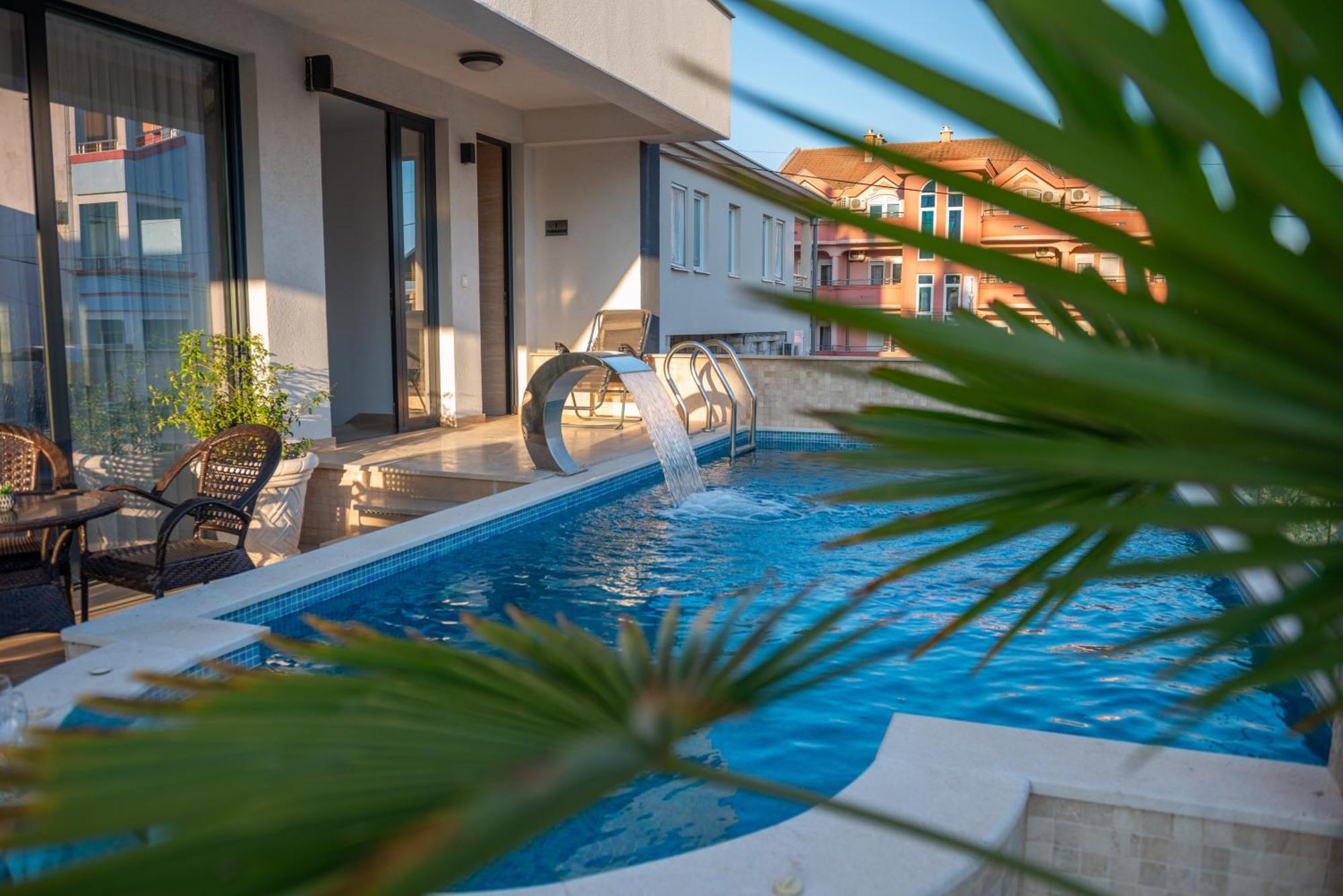 Bed and Breakfast Premium Berlin With Pool Ulcinj Zewnętrze zdjęcie