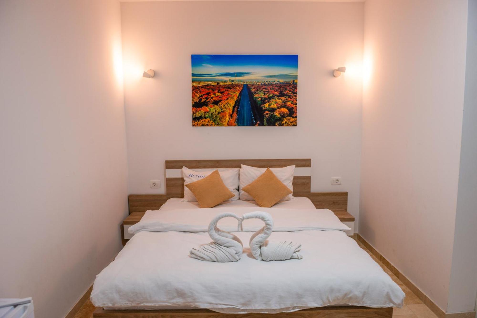 Bed and Breakfast Premium Berlin With Pool Ulcinj Zewnętrze zdjęcie