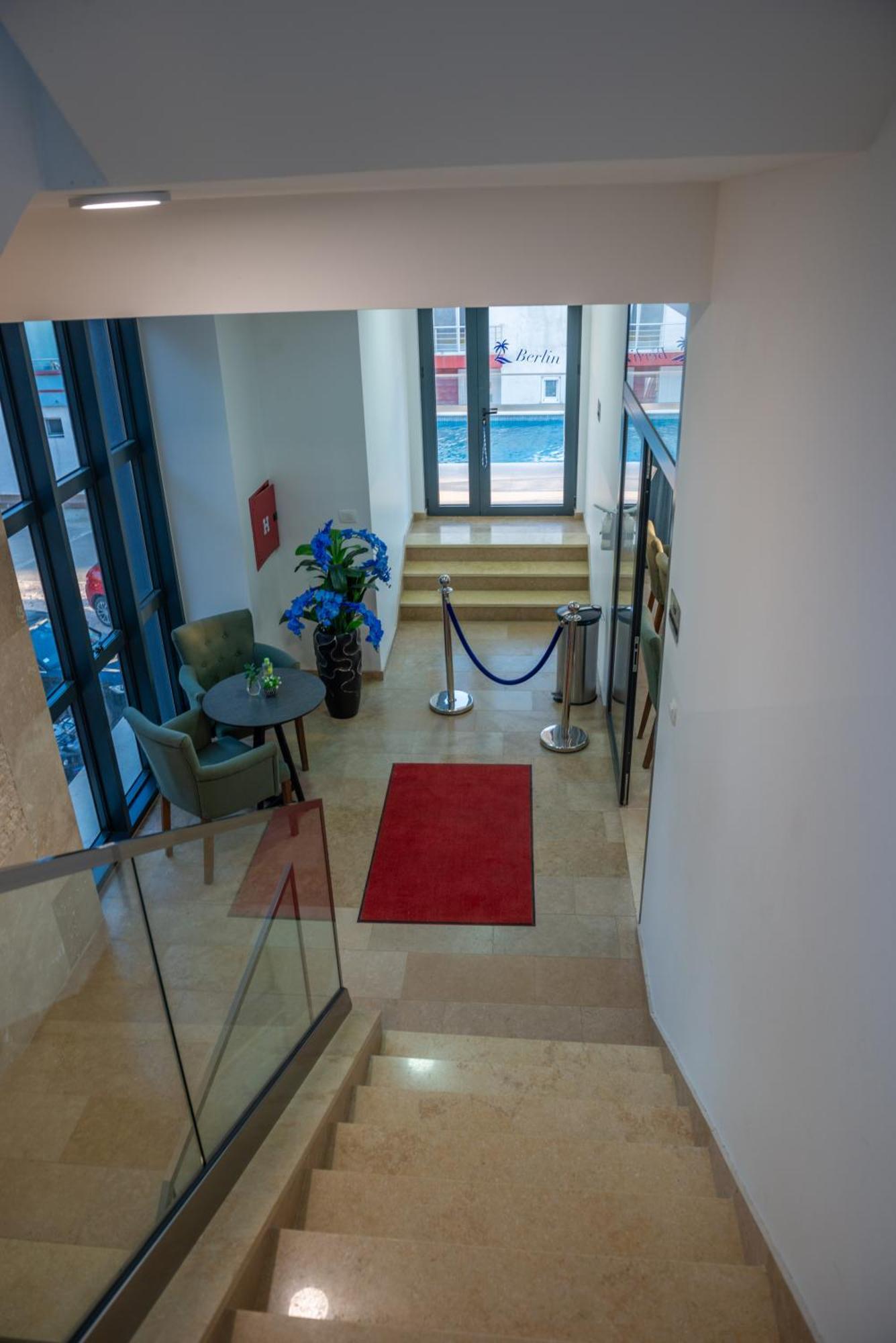 Bed and Breakfast Premium Berlin With Pool Ulcinj Zewnętrze zdjęcie
