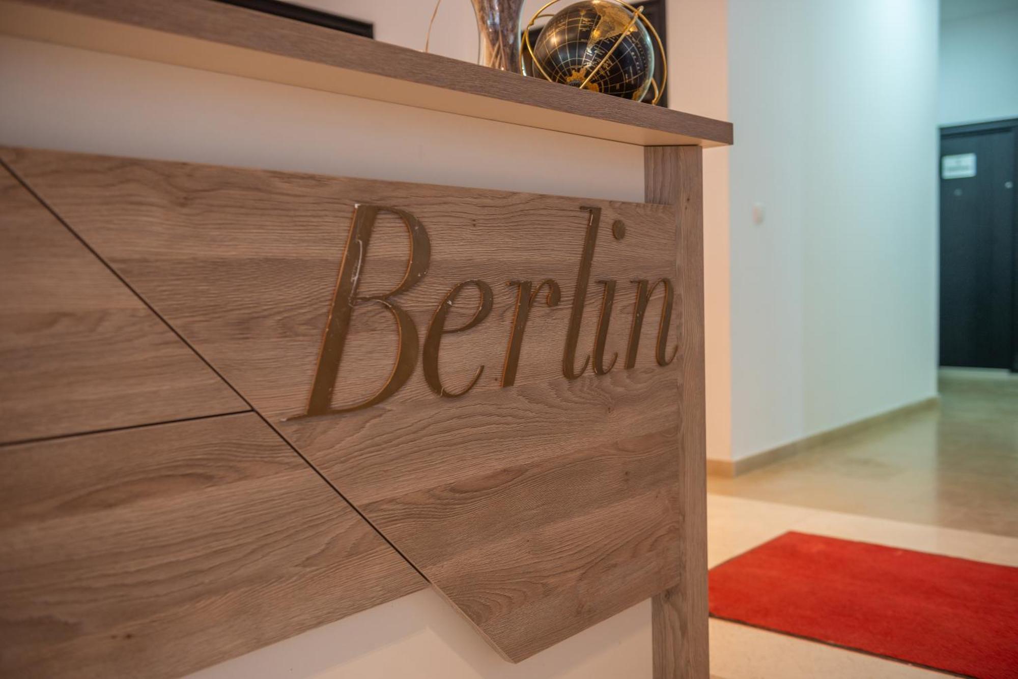Bed and Breakfast Premium Berlin With Pool Ulcinj Zewnętrze zdjęcie