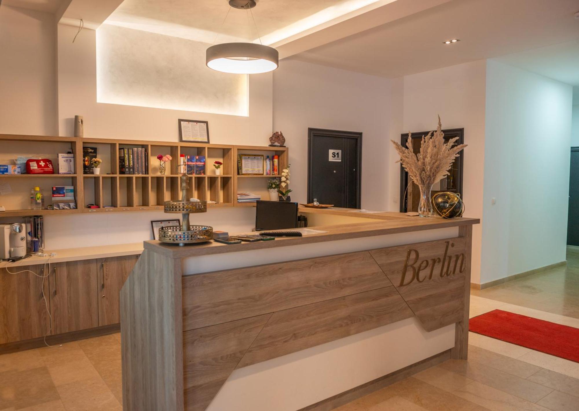 Bed and Breakfast Premium Berlin With Pool Ulcinj Zewnętrze zdjęcie