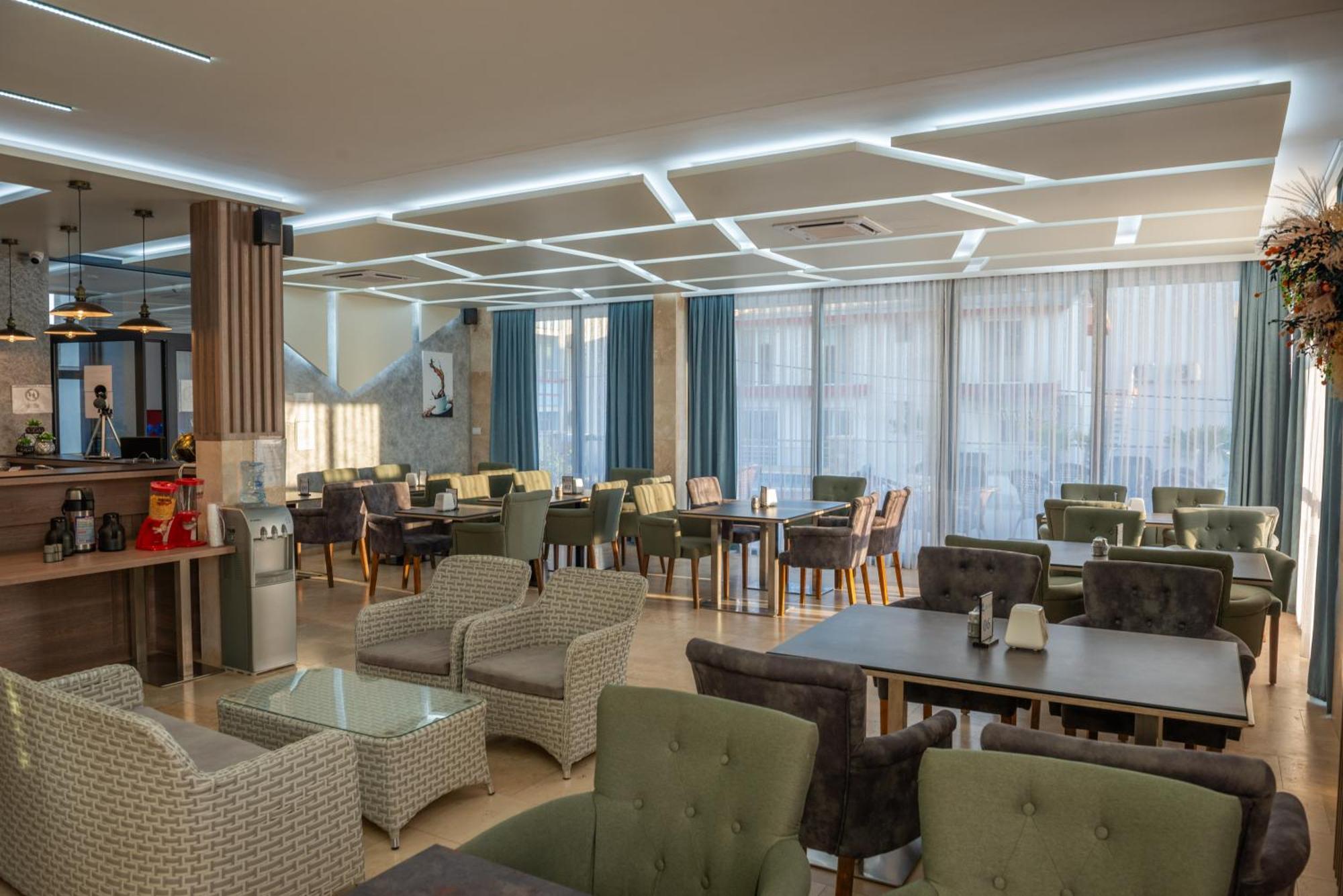 Bed and Breakfast Premium Berlin With Pool Ulcinj Zewnętrze zdjęcie