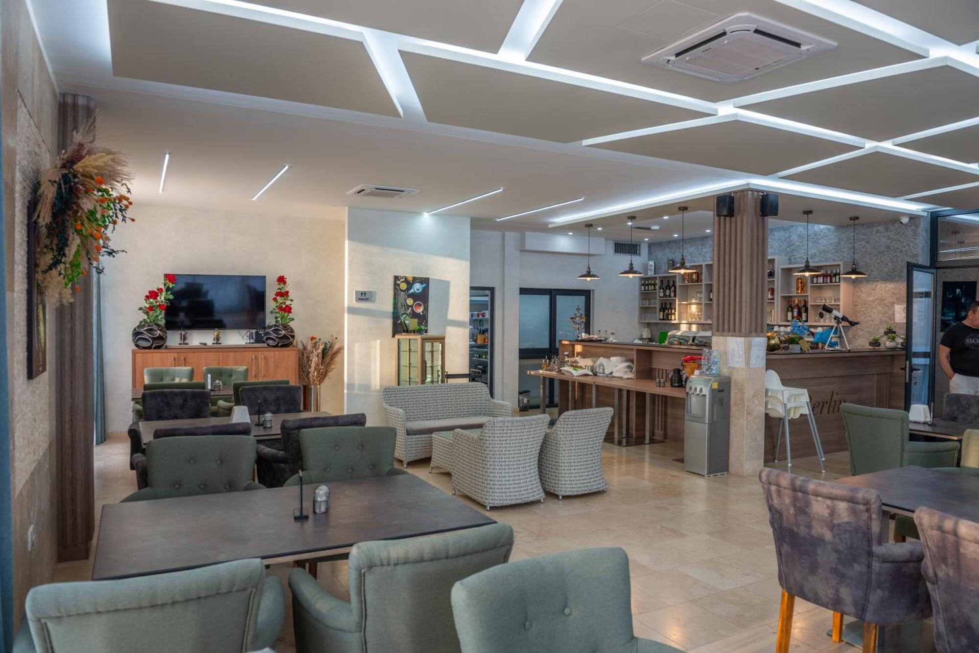 Bed and Breakfast Premium Berlin With Pool Ulcinj Zewnętrze zdjęcie